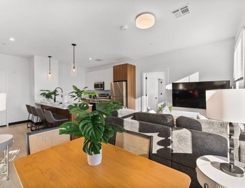 Luxury 2bd/2ba near Boston n4uf 2