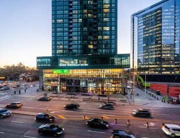 Luxury 2BR 2BA Sheppard Metro Free parking in Downtown Toronto 3