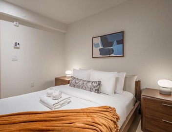 Luxury 4BR 3BA Penthouse with Private Terrace 5