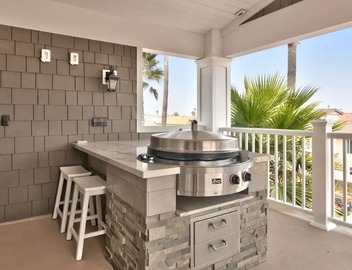 Luxury Beachfront Oasis w/Channel Island Views 5