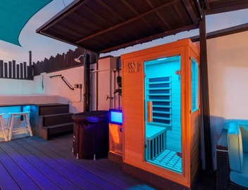 Luxury Downtown Home With SPA 5