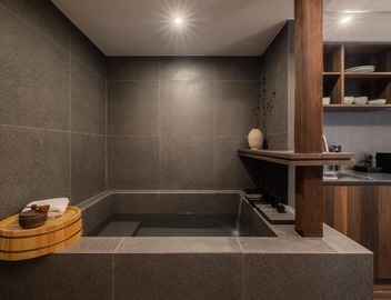Luxury Hanok Stay Warm Hearth - East 5