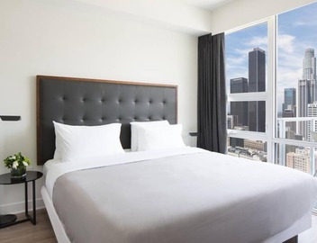Luxury Highrise Living Downtown LA 4