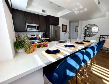 Luxury K-Town Dwelling with private rooftop deck. 2