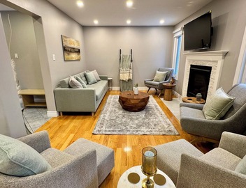 Luxury Modern Retreat: w/Sauna & Modern Amenities 4