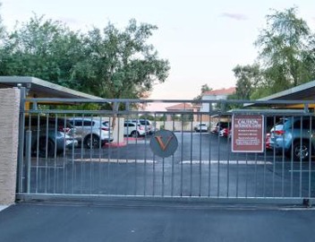 Luxury Paradise Valley Condo Complete Remodel 3