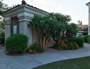 Luxury Paradise Valley Condo Complete Remodel 4