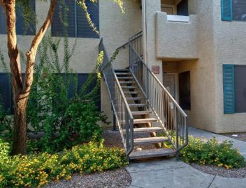 Luxury Paradise Valley Condo Complete Remodel 5