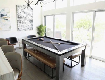 Luxury Penthouse 2 Blocks | Near UT Stadium 2
