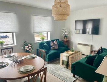 Luxury Spacious 2 bed Apartment 4