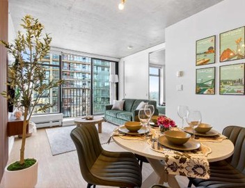 Luxury Vancouver Condo Stunning City & Water Views 5