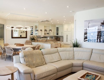Magical OceanFront home in Capistrano Beach. All the comforts of home and more! 2