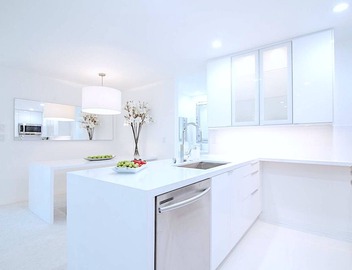 Magnificent Villa Blanca in the heart of Brentwood 2