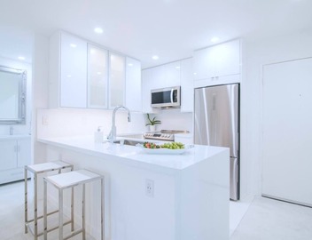 Magnificent Villa Blanca in the heart of Brentwood 5