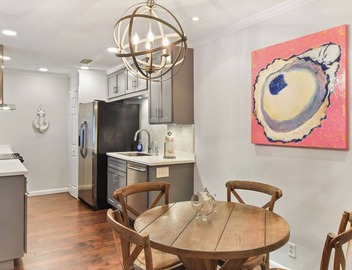 Main Level Stepless Entry- Remodeled Condo 2