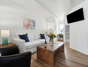 Malibu, Carbon Beach - Suite Nine 2