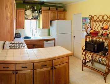 Manhattan Beach Duplex with Ocean Views | 1 block to beach 3