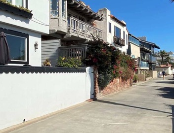Manhattan Beach Beachfront Charming On The Strand 4
