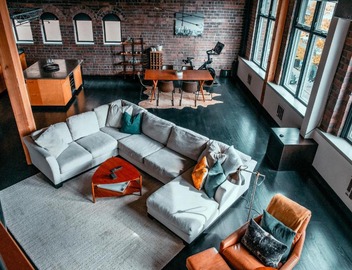 Massive Downtown Seattle Condo - Free Parking! 4