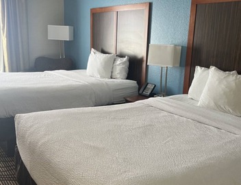 MATHIS DELUXE HOSPITALITY 3