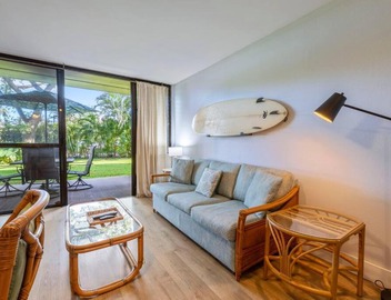 Maui Vista 2121- Remodeled 1 bedroom Kihei gem across the street from beach 4
