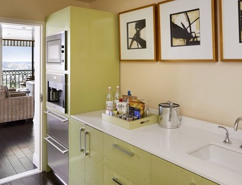 Metropolitan One Bedroom Suite at The London West Hollywood, Free Breakfast 3