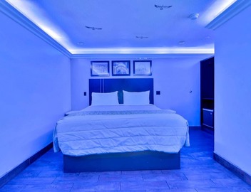 Mid City inn 4