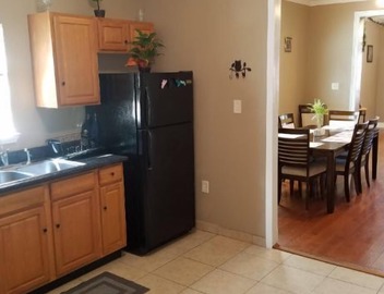 Mid City. Newly Renovated. 6 minutes from Downtown. 4