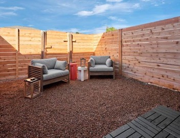 Midcentury Couples Designer Loft - Casa Tuya 5