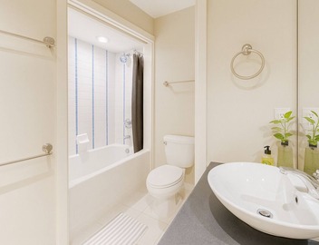 Middle of DOWNTOWN VANCOUVER INDEPENDENT APARTMENT SLEEPS 4 5