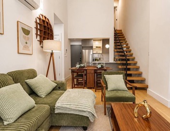 Mixed Modern Hideaway: Cozy 1BR & Balcony 5