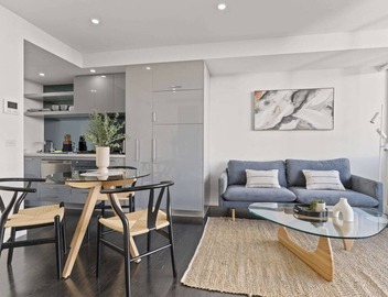 Modern 1-Bed Apartment Close to Attractions 5