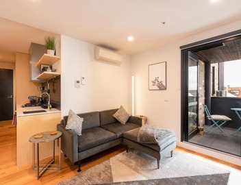 Modern 1 Bedroom Apartment in Brunswick East near CBD 5