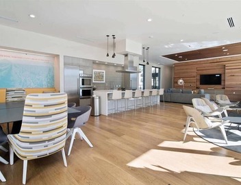 Modern 1BR | Kitchen + Laundry | Near Castro St 3