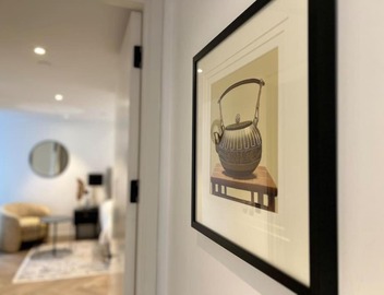 Modern 2 Bed Flat at Battersea 3
