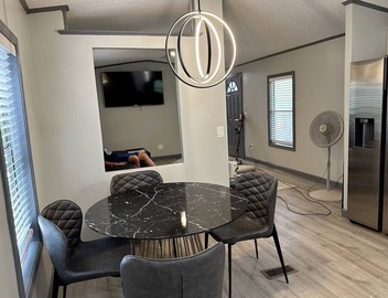 Modern 2 bed Home 10 mins from Dtown Gainesville 3
