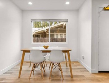 Modern 2 Bedroom Apt. 2