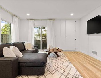 Modern 2 Bedroom Apt. 5