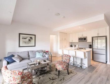 Modern 2BR Getaway with Balcony, BBQ and Parking 3