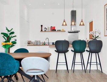Modern 4Bed 3Bath Balcony Apartment in Shoreditch - Pass the Keys 4
