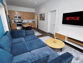 Modern 4BR/3BA South Loop Chicago Near McCormick Place & Soldier Field 3
