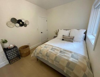 Modern Apartment Close To The Beach with Parking 5