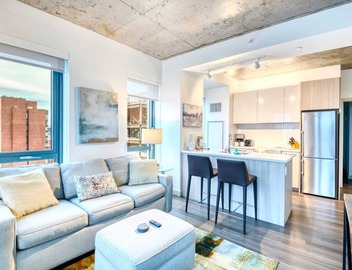 Modern Apt In Kendall Square with Gym 2