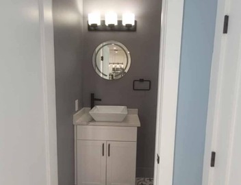 Modern D.C. Condo Minutes from Howard & Silver Spring 4