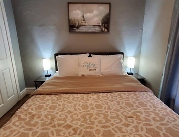 Modern Getaway, Single Bedroom Full Apartment 3