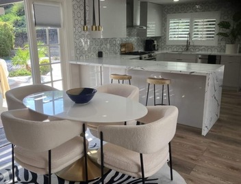 Modern Luxe Retreat ! 3