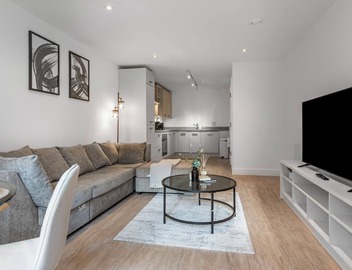 Modern Luxury 1 bed Apartment in Birmingham City Centre - Near the Bullring 2