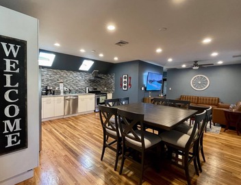 MODERN MASSIVE LARGE GROUP 3800sf MIT HARVARD BOS 5