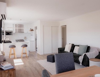 Modern refurbished unit in charming Bellerive 2