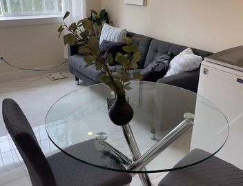 Modern & Spacious 1BR ~ minutes away from Main St. 4